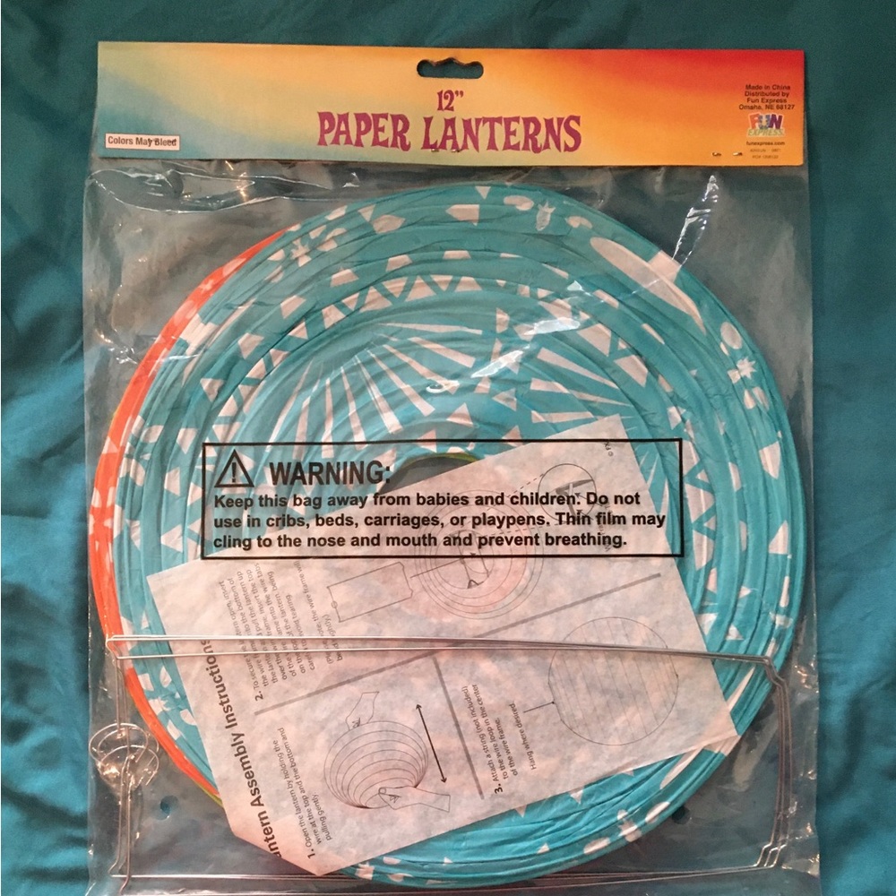 Paper Lanterns - Picture 2 of 3